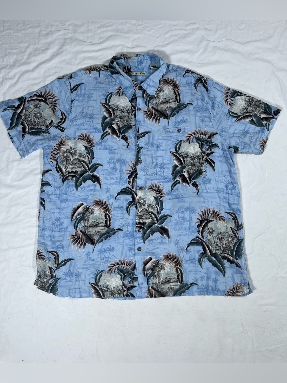 Batik Bay Blue Hawaiian Short Sleeve Button Down Size Extra Large